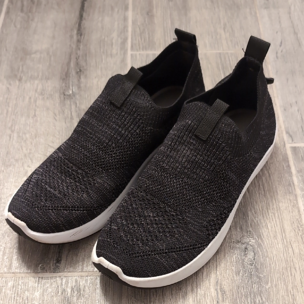 Tommy Bahama Black Knit Slip-On Sneakers